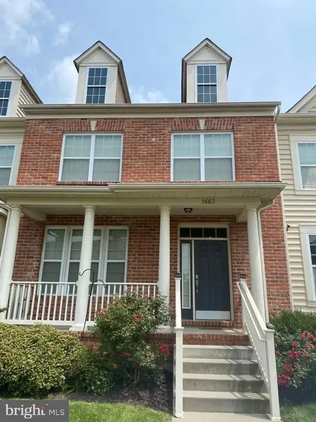 1662 W Matisse Dr, Middletown