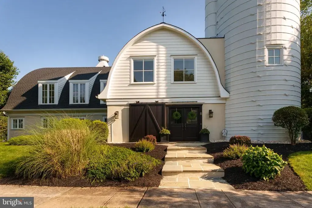 8 Flanders Valley Ct, SKILLMAN