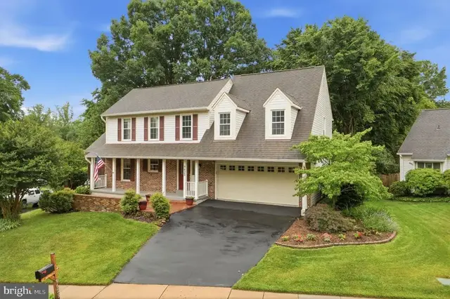 9625 Laurel Oak Pl, Fairfax Station