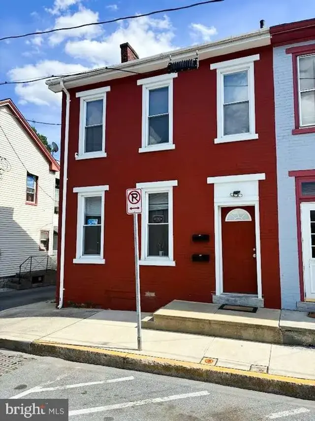 924 Water St, Lebanon