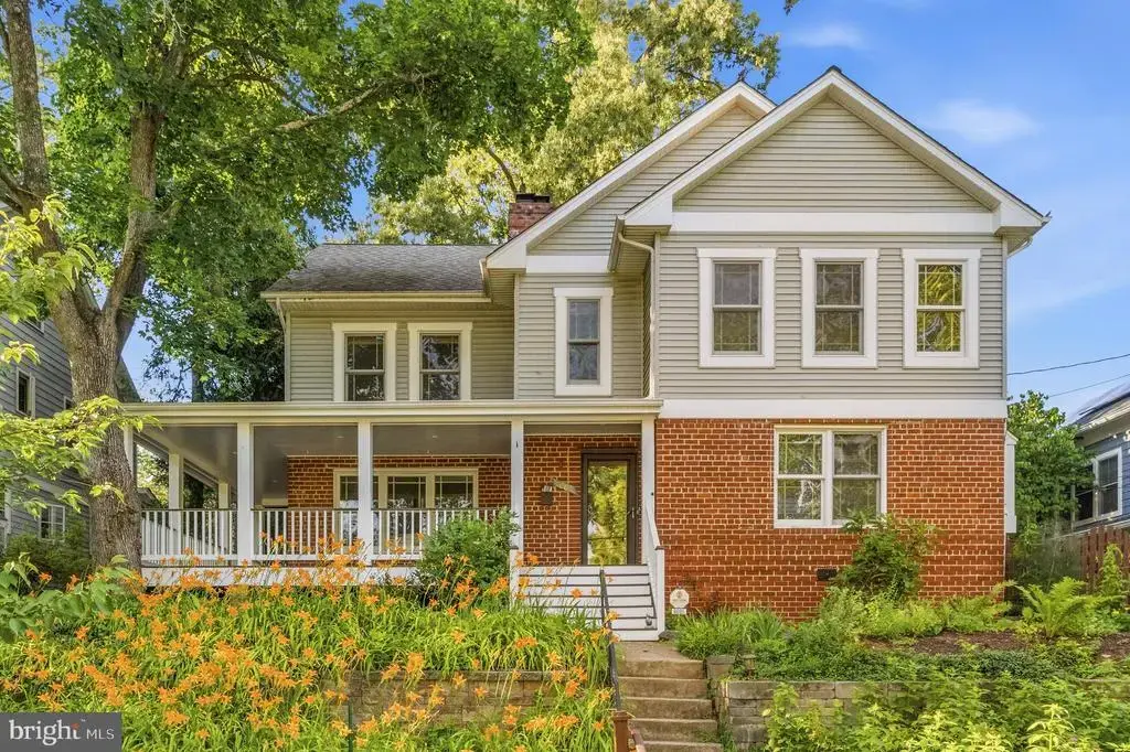 6005 Anniston Rd, BETHESDA