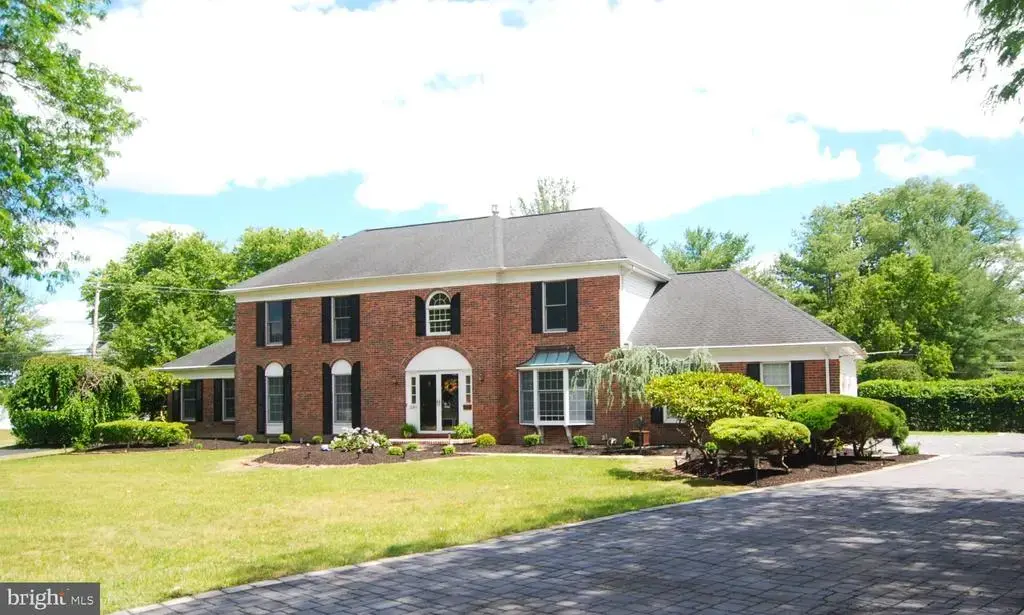 255 Pintail Ct, LANGHORNE