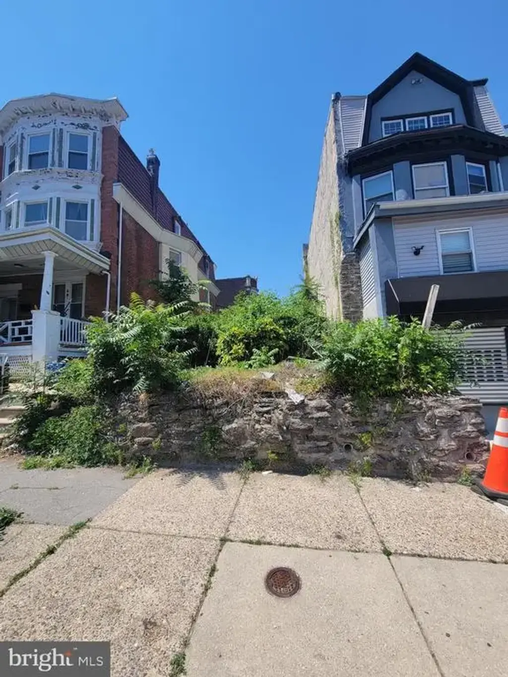 103 W Logan St, PHILADELPHIA