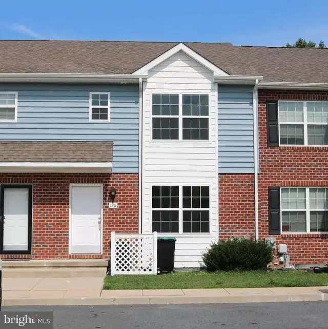 120 Salerno Dr, Smyrna