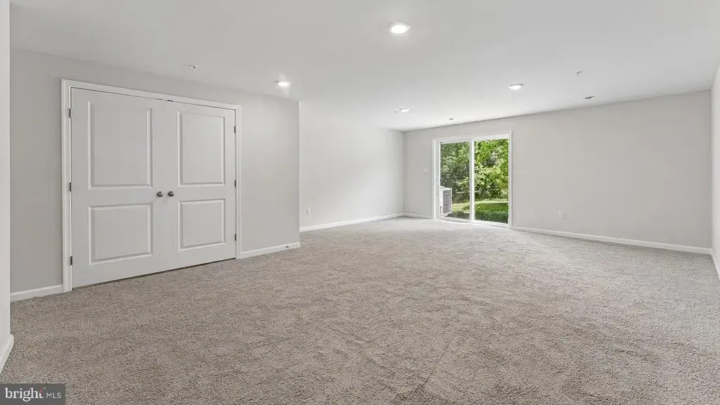 252 Derby Dr, COATESVILLE
