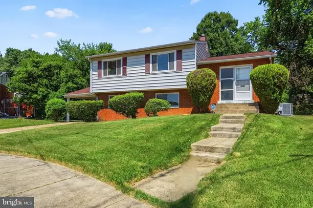 7201 Cloverdale Drive, Oxon Hill