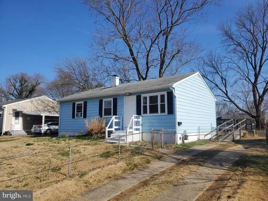 11 Glenwood Dr, DOVER