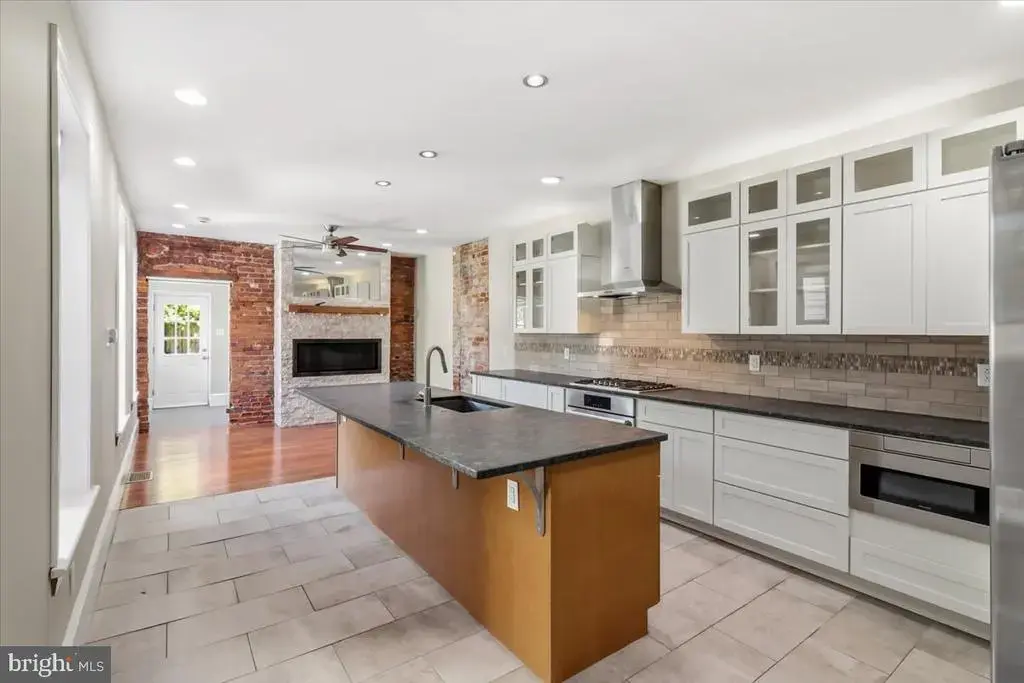 138 Rector St, PHILADELPHIA