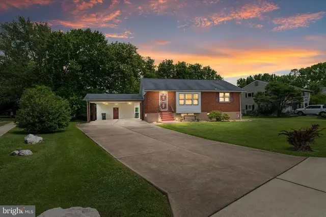 37 Marta Dr, Wilmington