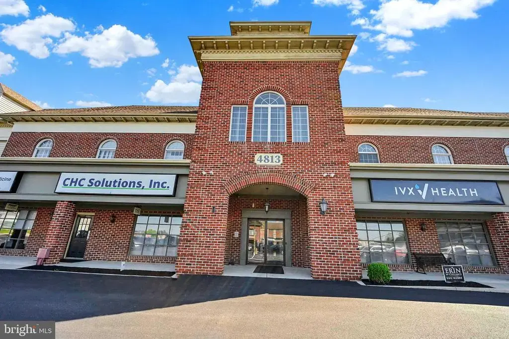4813 Jonestown Rd #206, HARRISBURG