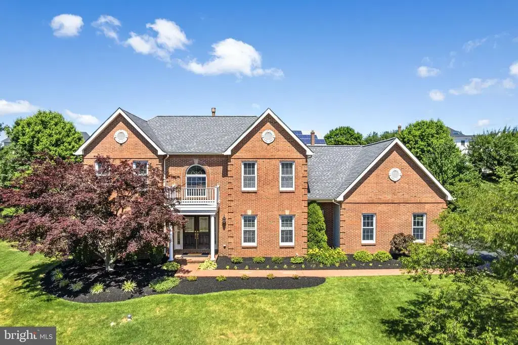 1415 Ridgewood Ln, NEWTOWN