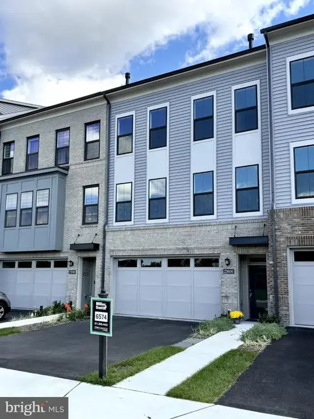 23600 Raytown Ter, Ashburn