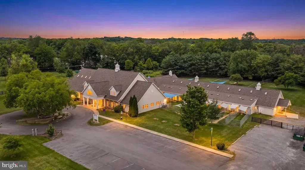 3731 Berryville Pike, CHARLES TOWN