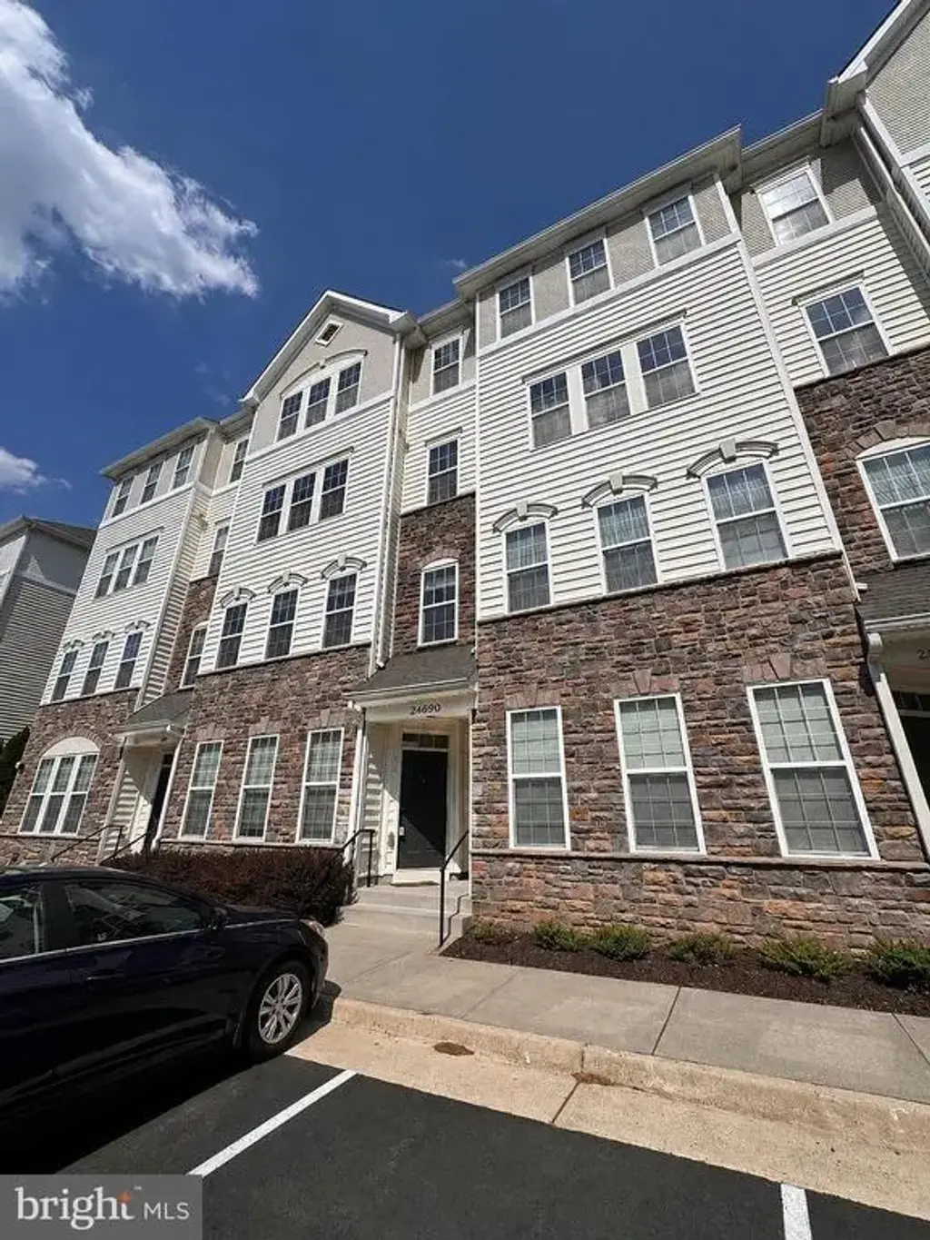 24690 Byrne Meadow Sq, ALDIE