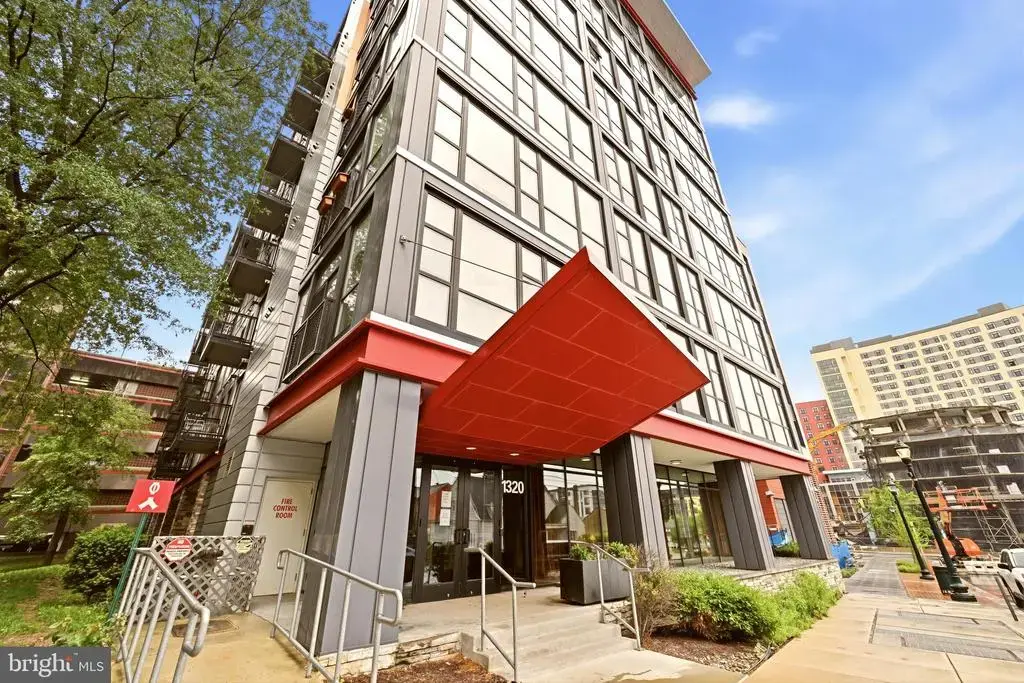 1320 Fenwick Ln #204, SILVER SPRING