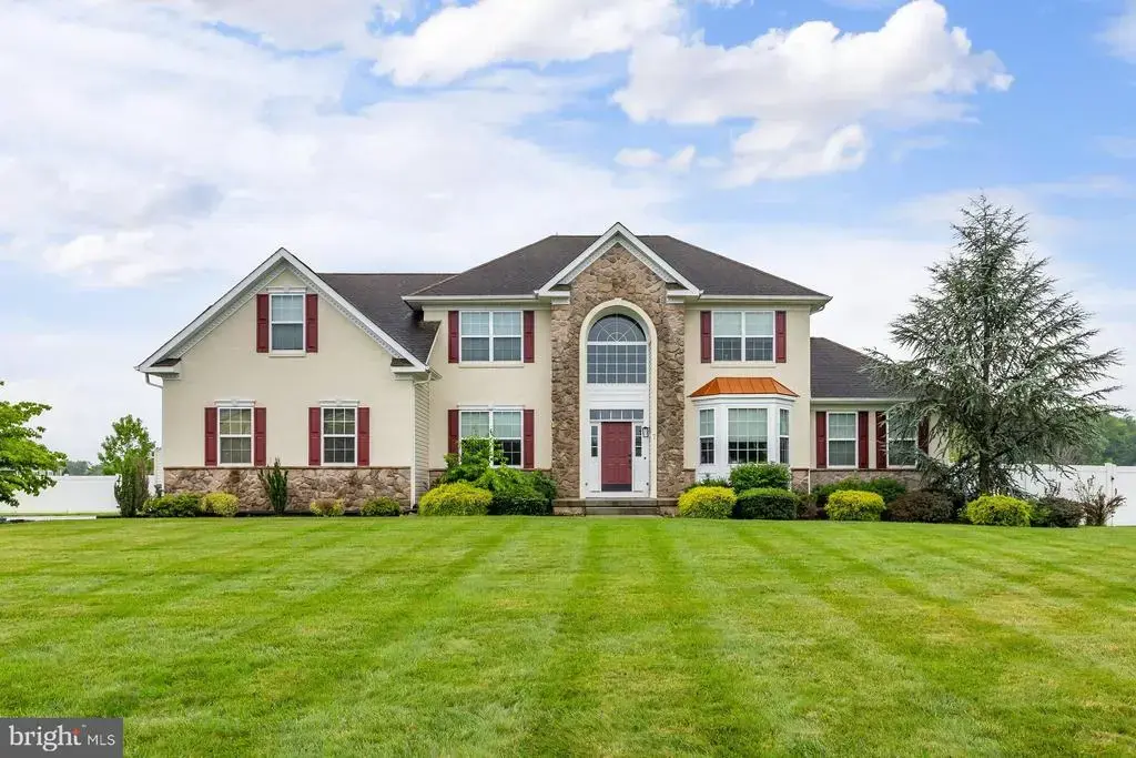 7 Palomino Cir, MANTUA