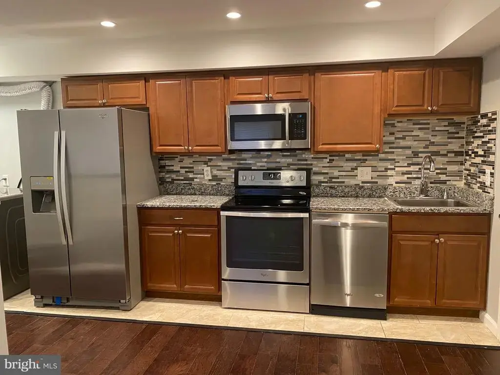 1216 Savannah Pl Se, WASHINGTON