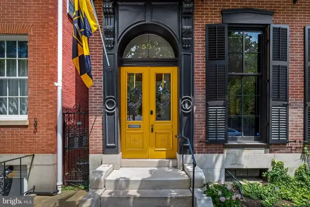831 Park Ave, Baltimore