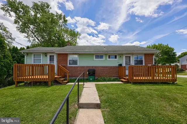 1710-1712 Temple Ave, Lancaster
