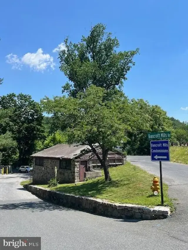 68 Rockford Rd, Wilmington