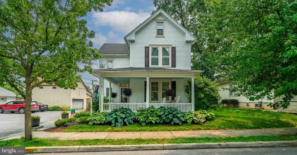 120 W Lemon St, LITITZ