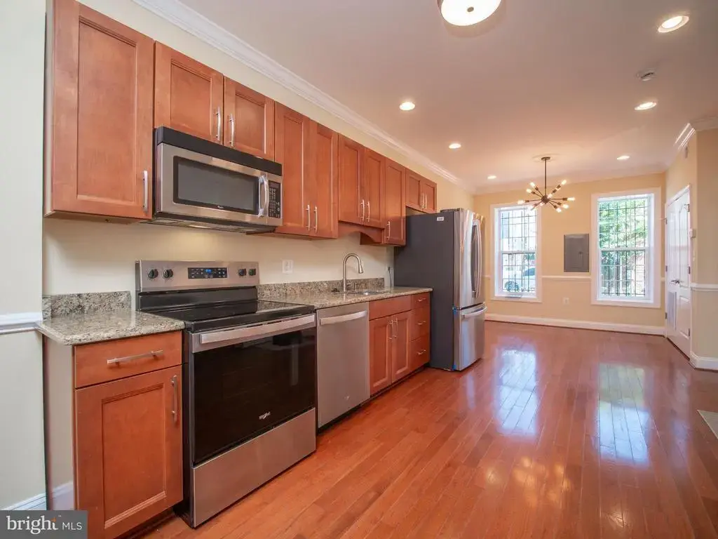 648 Newton Pl Nw #2, WASHINGTON