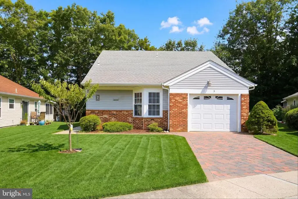 9 Dove Tree Ct, BARNEGAT