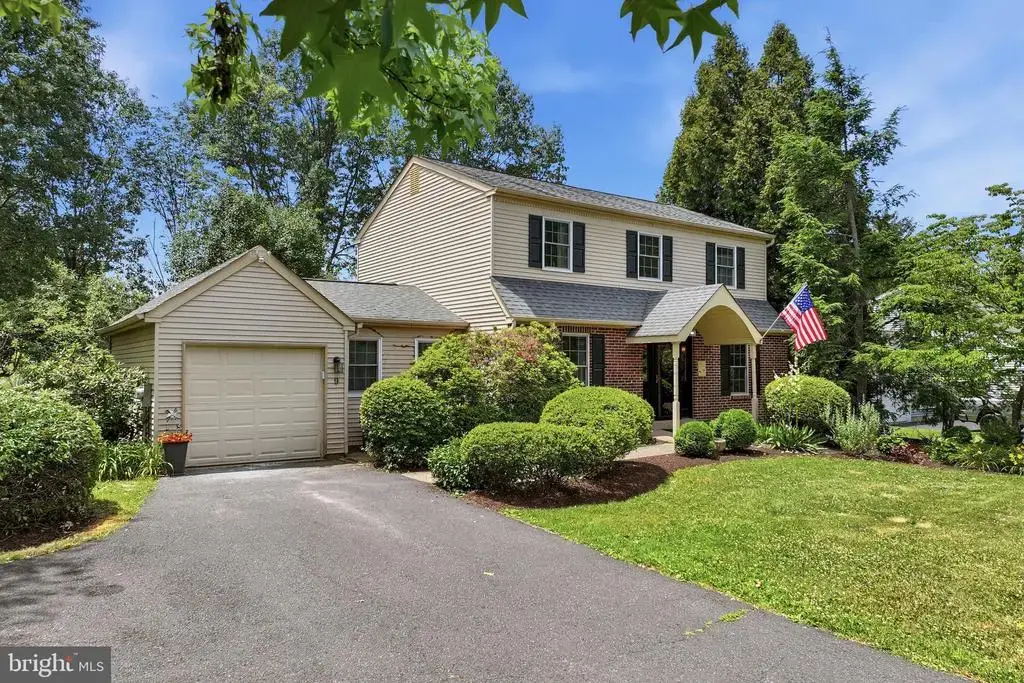 9 Ruhl Dr, PERKASIE