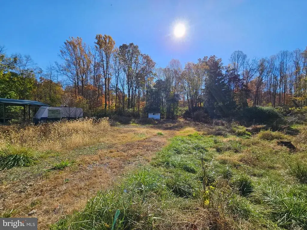 2261 S Forge Rd, PALMYRA