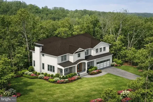 9952 Bent Tree Ln, Manassas