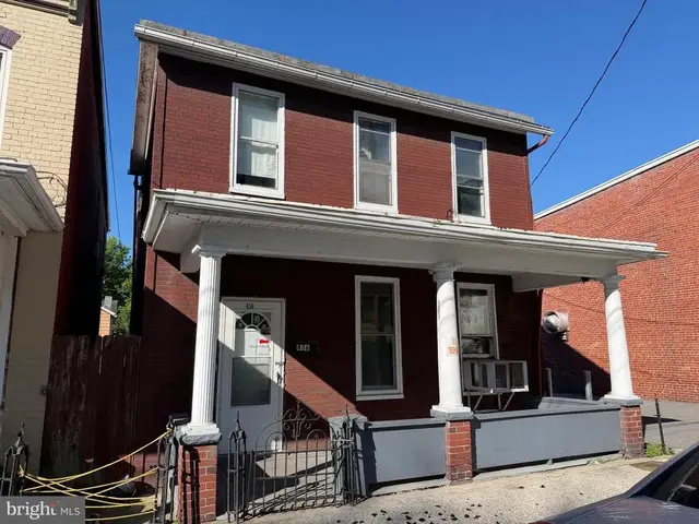 436 Columbia St, Cumberland