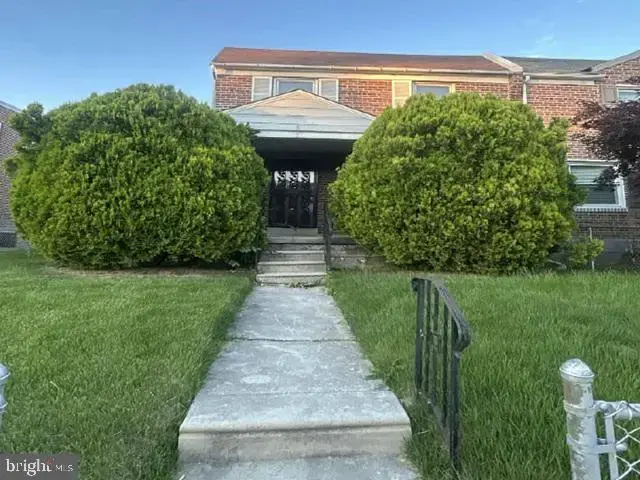813 Arbor Rd, Lansdowne