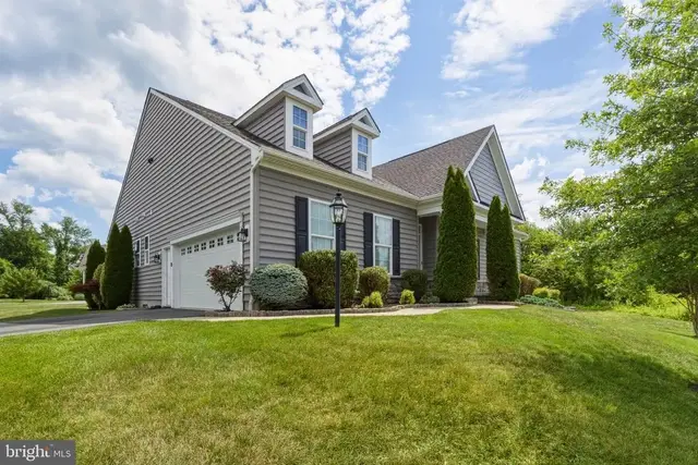 108 Green Forest Dr, Middletown