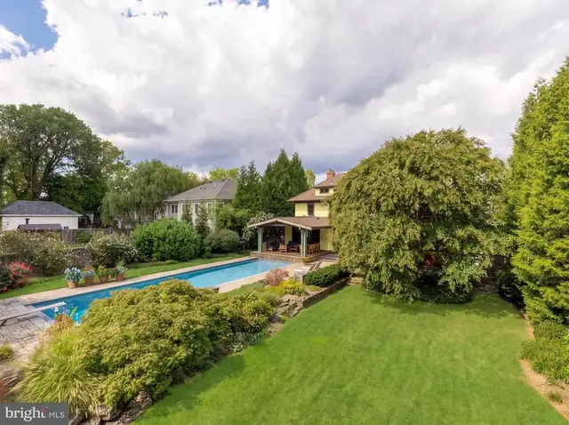 3626 Raymond St, Chevy Chase