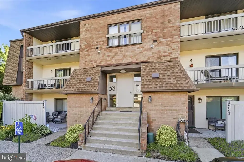 58201 Delaire Landing Rd #201, PHILADELPHIA