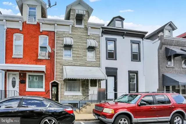 1541 Moss St, Reading