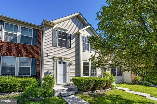 196 Ridge View Ln, Hanover
