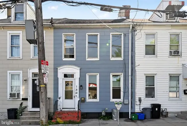 153 N Queen St, York