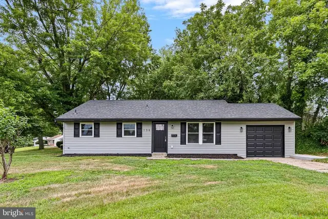 136 Somers Ave, New Castle
