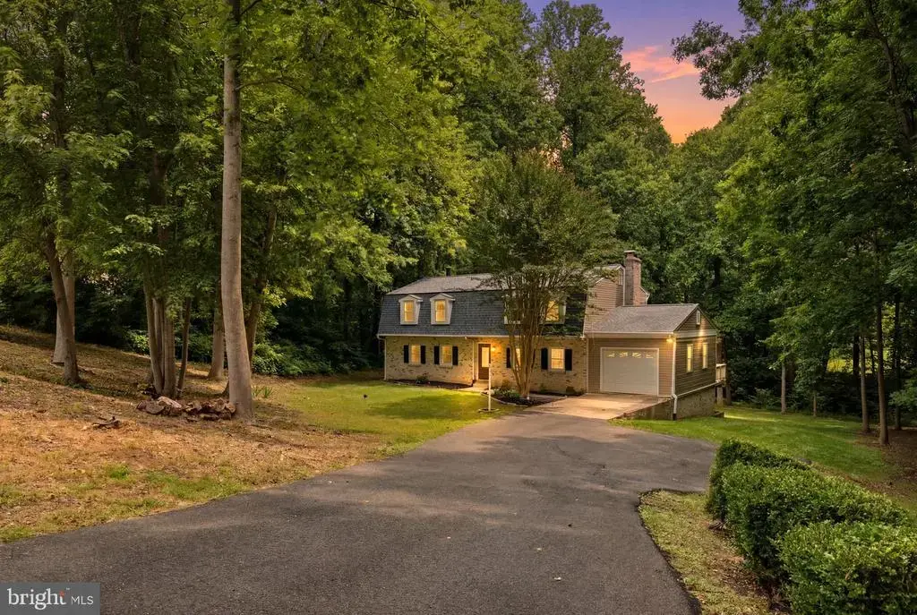 8827 Lafayette Dr, OWINGS