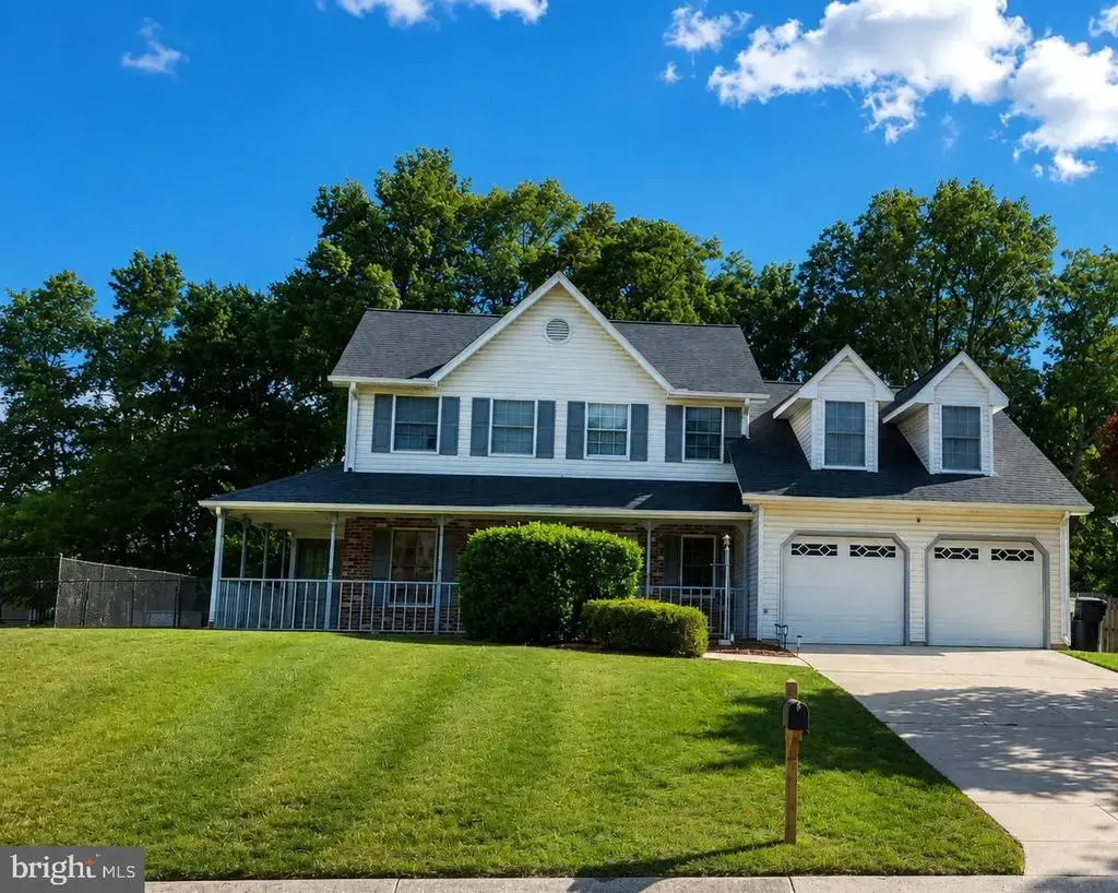 2780 Pinewood Dr, WALDORF