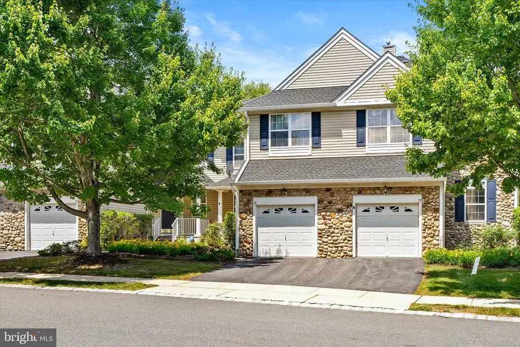 55 Scarlet Oak Dr, PRINCETON