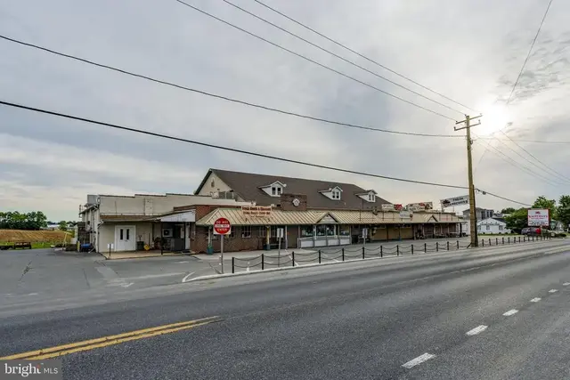 3093 & 3097 Old Philadelphia Pike, Bird In Hand