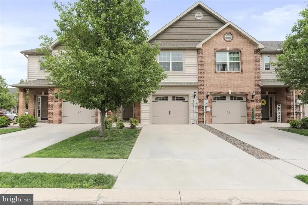 20 Delano Drive, CHAMBERSBURG