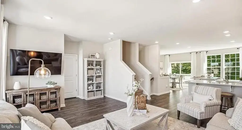 1105 Foster Dr, GLASSBORO