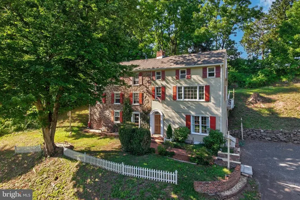 245 Zieber Rd, SPRING CITY