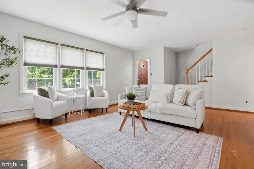 8122 Clyde Bank Rd, TOWSON