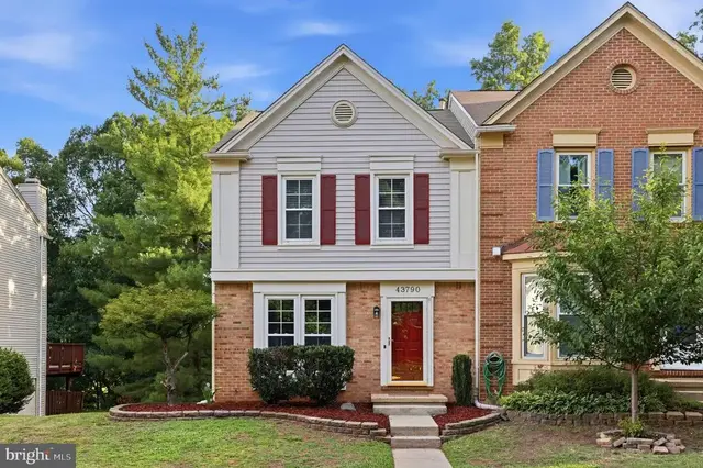 43790 Laburnum Sq, Ashburn