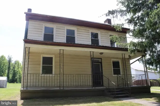 1500 Porters Rd, Spring Grove