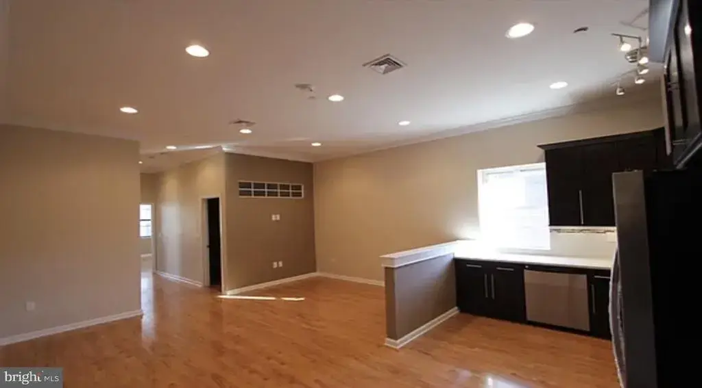 1017 Arch St #6b, PHILADELPHIA
